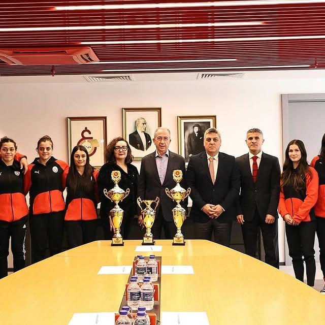 Şampiyon Galatasaray Kadın Judo Takımı RAMS Parkı'nda