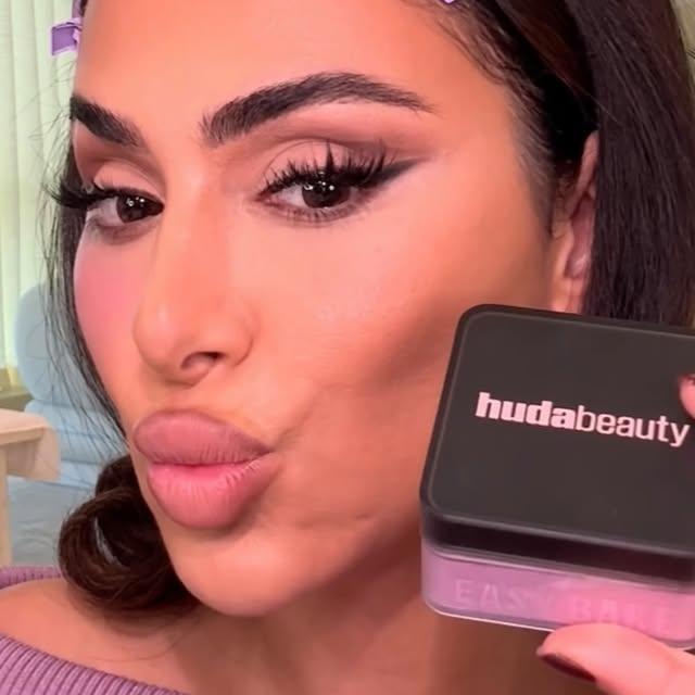 HUDA BEAUTY, Makyaj Tutkunlarına Yepyeni Bir Koleksiyon Sunuyor