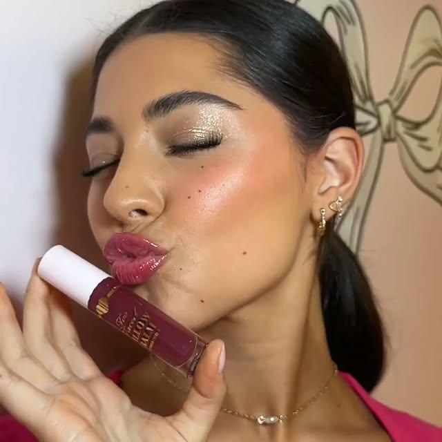 Toofaced Yeni Dudak Bakım Ürünü: Pillow Balm Hydrating Lip Treatment