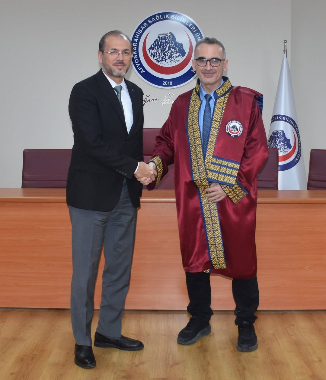 AFSÜ, Görevine Yükselen Prof. Dr. Mustafa Doğan'ı Cübbe Töreniyle Onurlandırdı