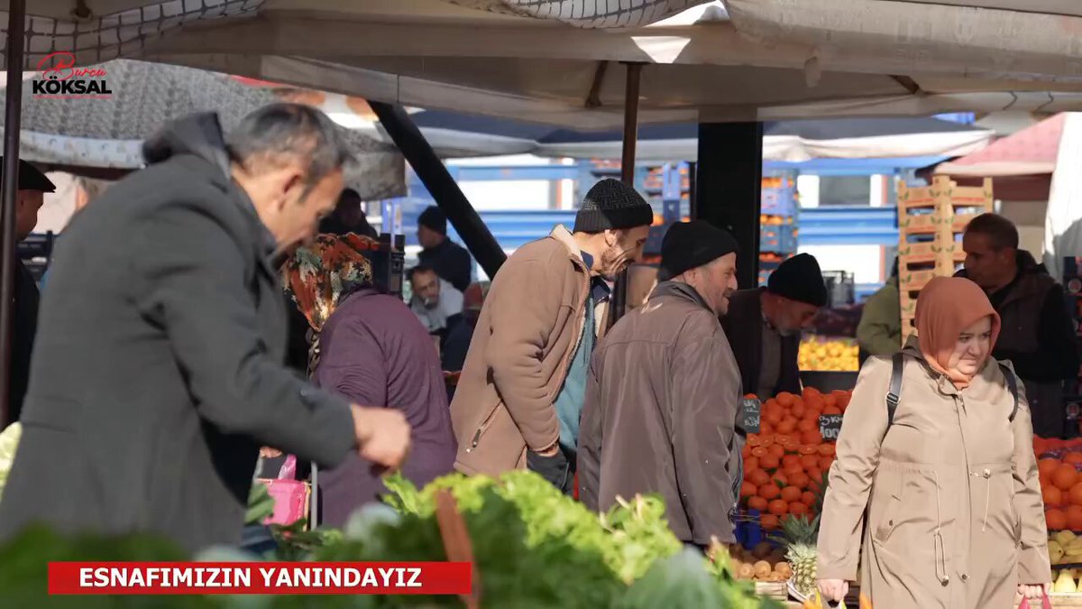 Afyonkarahisar Belediyesi, Fatih Semt Pazarı'nda Hemşehrilerle Buluştu