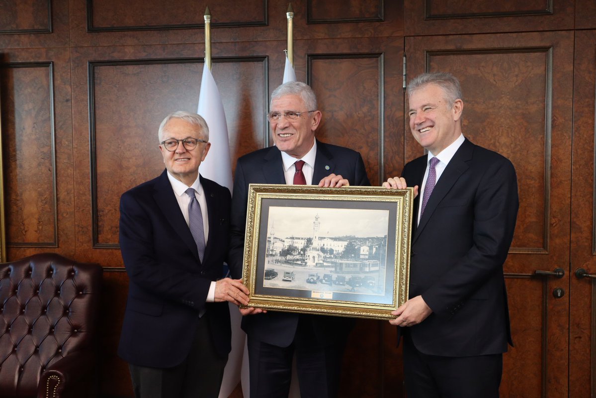 İYİ Parti'nin İzmir Ticaret Odası Ziyareti Ekonomik Gündemi Ele Aldı