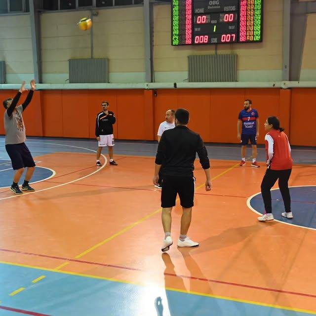 Emirdağ'da Gurbetçi Kupası Voleybol Turnuvası Heyecanı