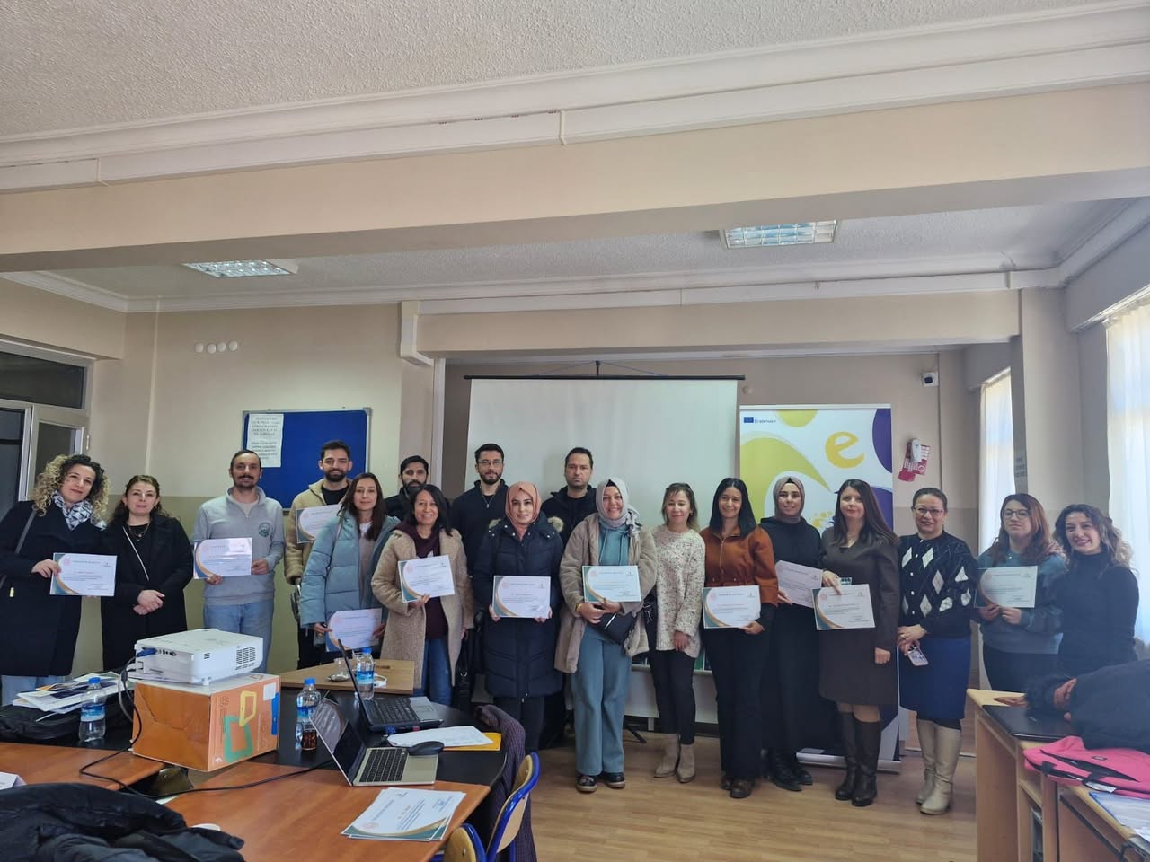 Sandıklı'da ESEP eTwinning Eğitimi ile Öğretmenler Dijital Çağa Ayak Uyduruyor