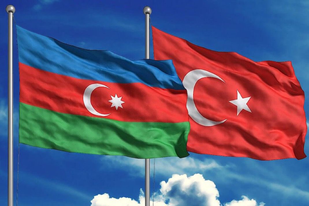 Azerbaycan ve Türkiye, Diplomatik İlişkilerinin 33. Yıl Dönümünü Kutluyor