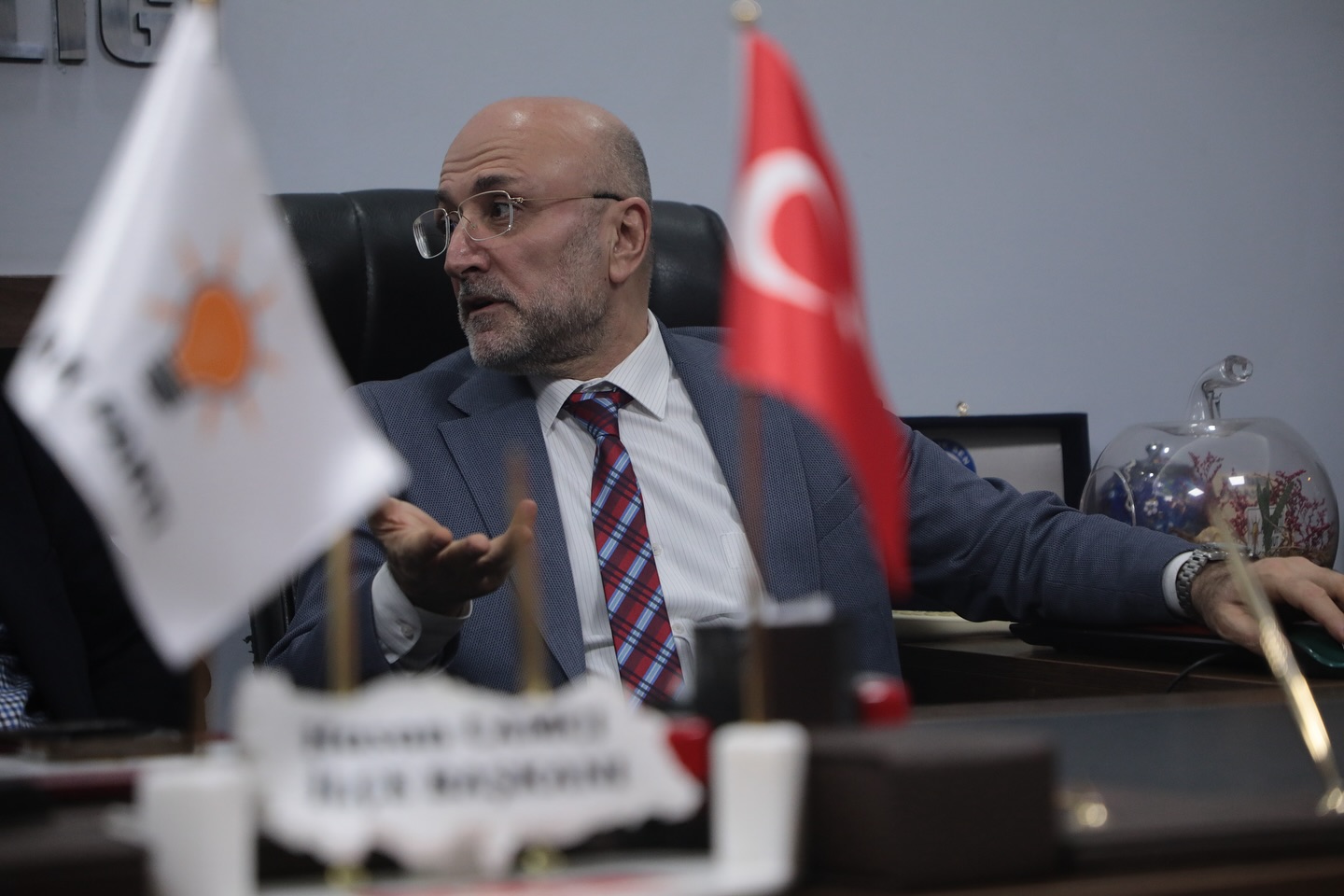 AK Parti Afyonkarahisar İl Başkanlığı'ndan İstişare Toplantısı ve Yeni Atama