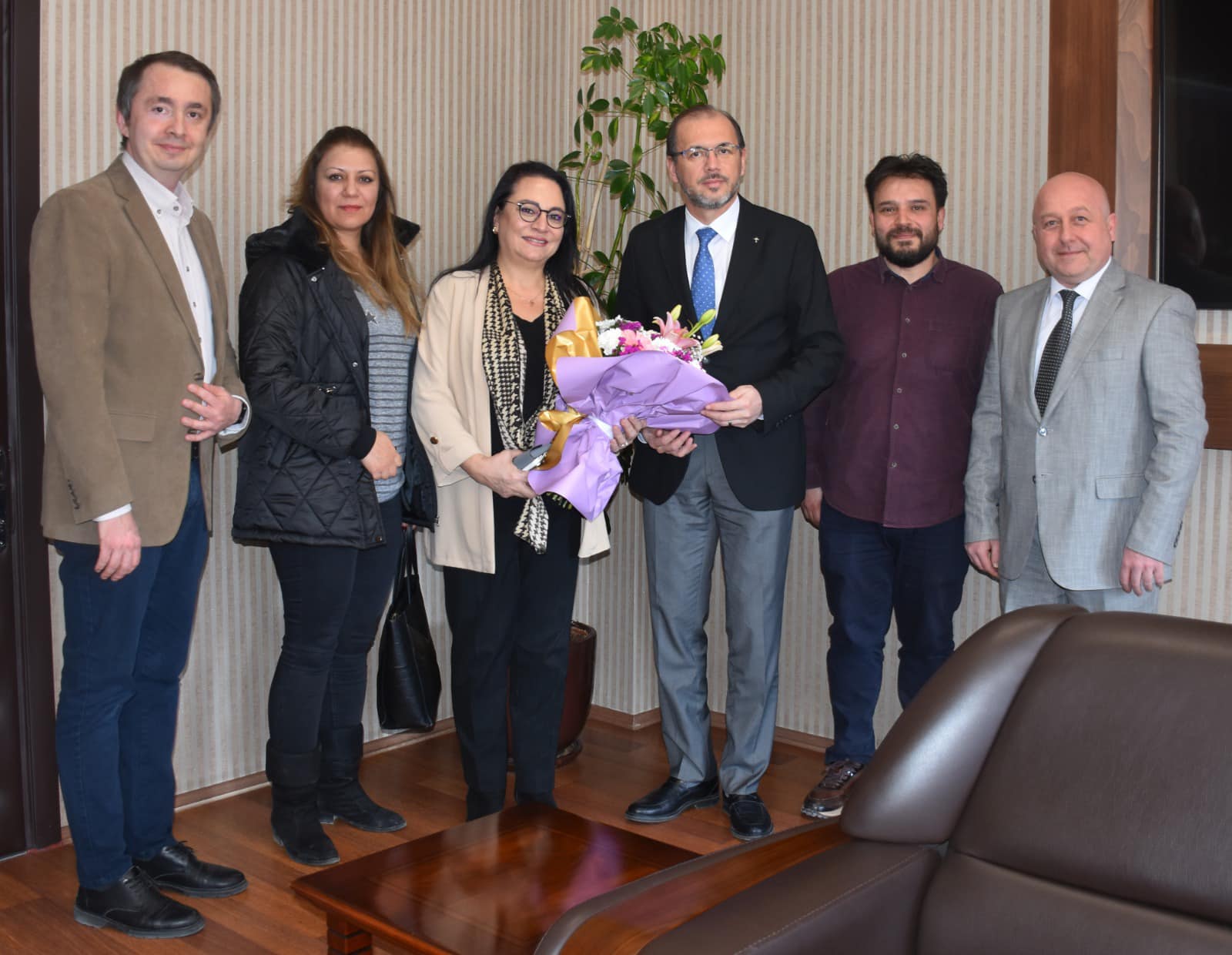 AFSÜ Afyonkarahisar Sağlık Bilimleri Üniversitesi'nde Tıp Bayramı Kutlamaları