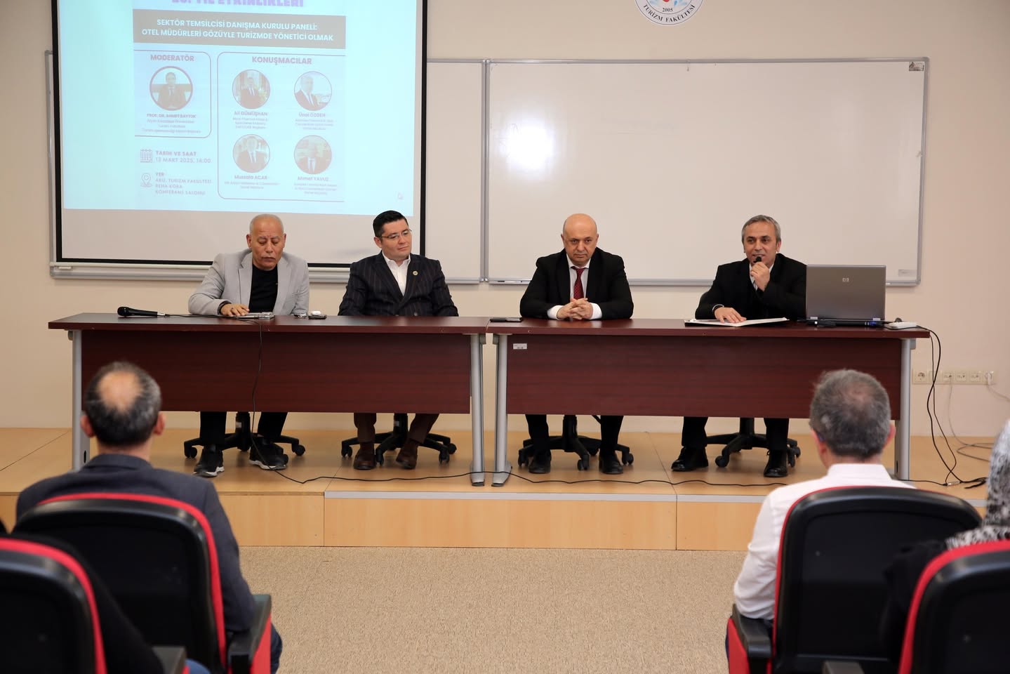 Afyon Kocatepe Üniversitesi Turizm Fakültesi Öğrencileri Sektör Temsilcileri ile Buluştu