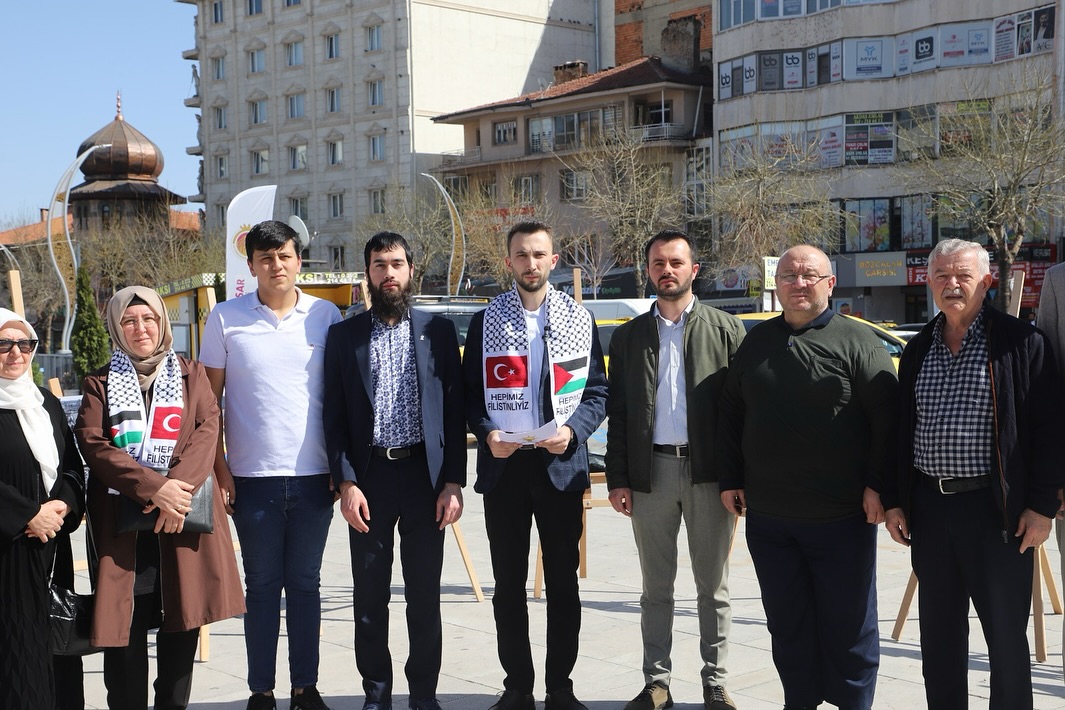 Afyonkarahisar'da Gazze İçin Fotoğraf Sergisi Düzenlendi