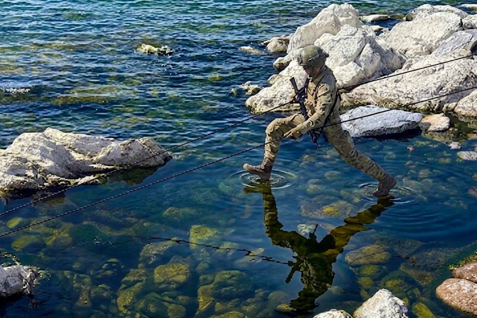 10. Komando Tugayı'ndan Zorlu Eğitimler