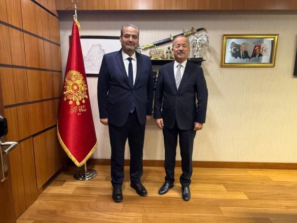 Afyonkarahisar Sağlık Bilimleri Üniversitesi Rektörü Prof. Dr. Adem Aslan, Gazi Meclisinde Mehmet Taytak'ı Ziyaret Etti