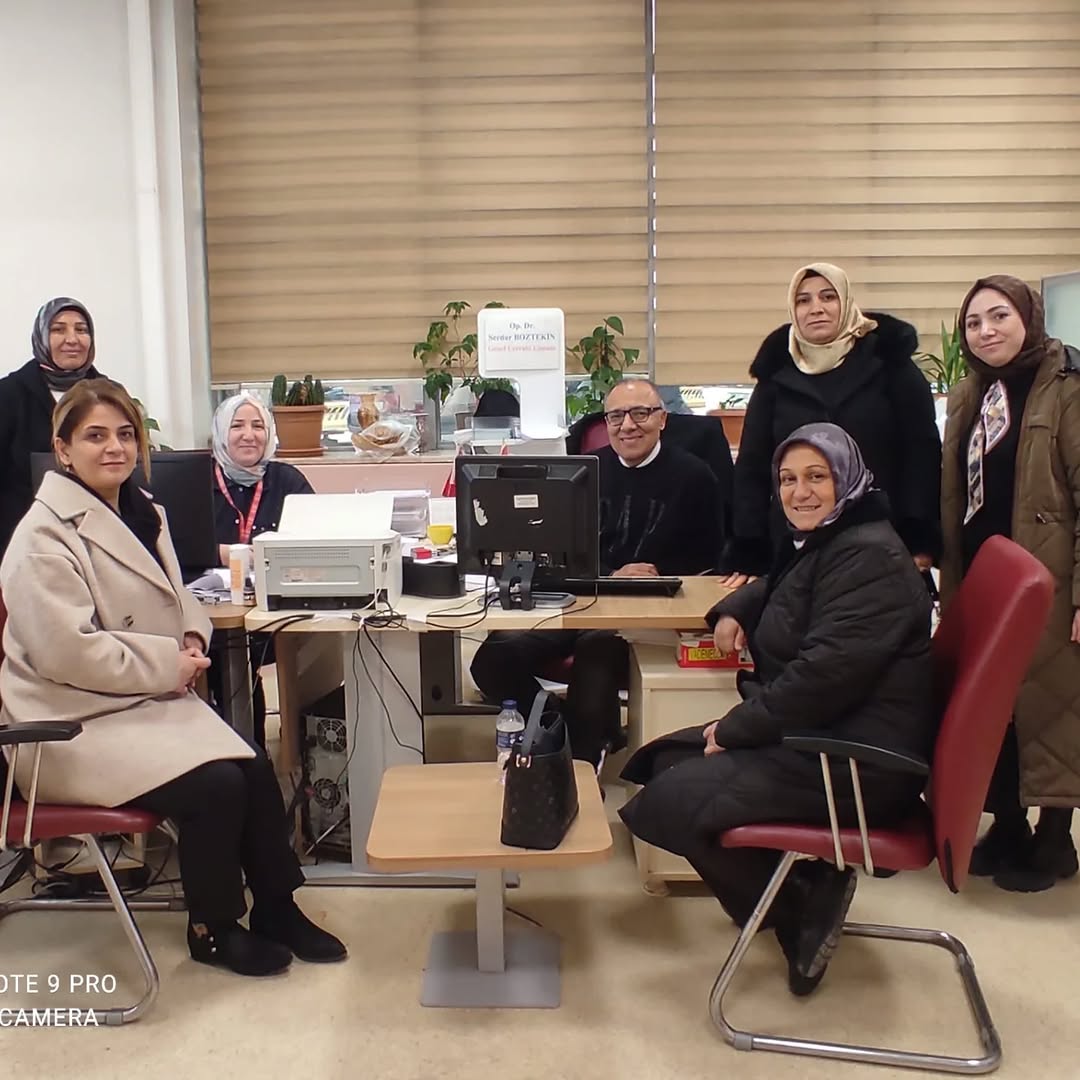 AK Parti Afyonkarahisar İl Kadın Kolları'ndan Nezaket Ziyareti