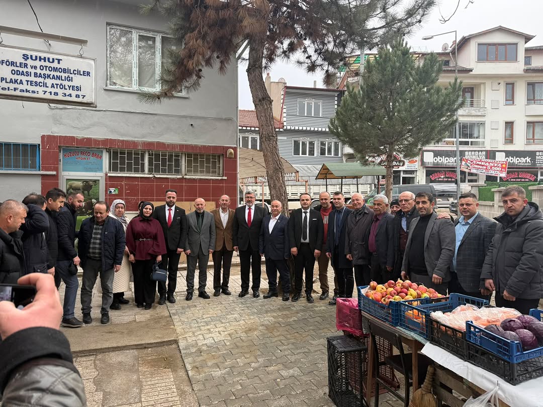 Ak Parti Afyonkarahisar Milletvekili Ali Özkaya'dan Şuhut Esnaf ve Sanatkarlar Odası Başkanı Ahmet Akdağ ve Şoförler Odası Başkanı Mahmut Öz'e Ziyaret