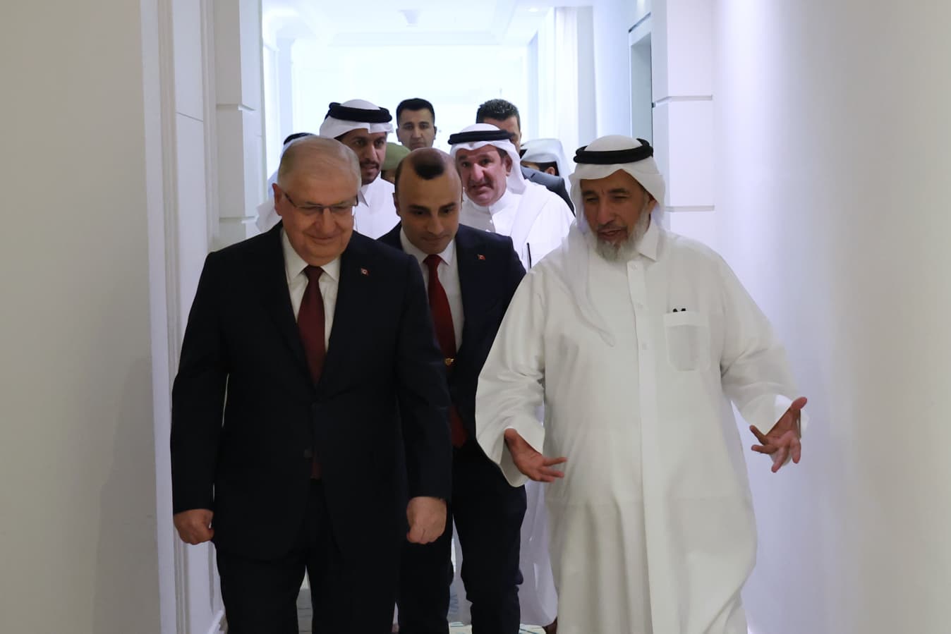 Bakan Güler Katar'daki resmi programına devam ediyor