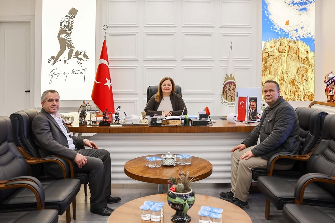 CHP Çobanlar İlçe Başkanı Sefa Evrenkaya ve Hasan Evrenkaya ile Görüş Alışverişinde Bulundu