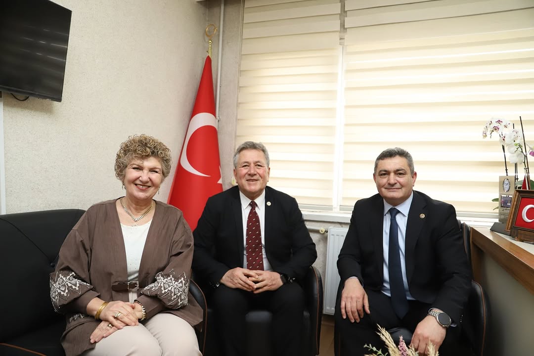 Çobanlar Belediye Başkanı Ali Altuntaş Gün FM'de Moderatör İsmail Akar'ın Konuğu Oldu