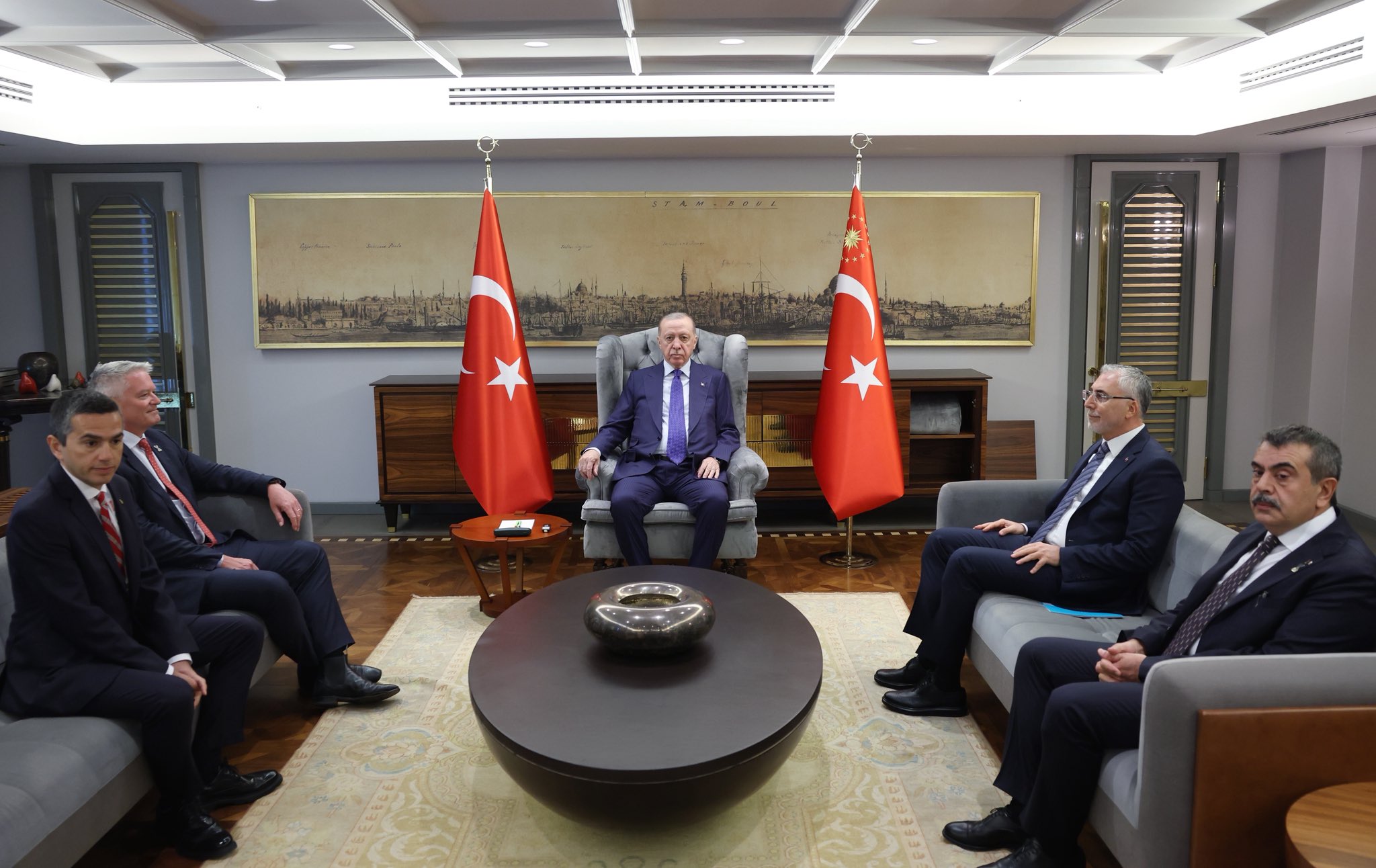 Cumhurbaşkanı Erdoğan, OECD Genel Sekreterini kabul etti