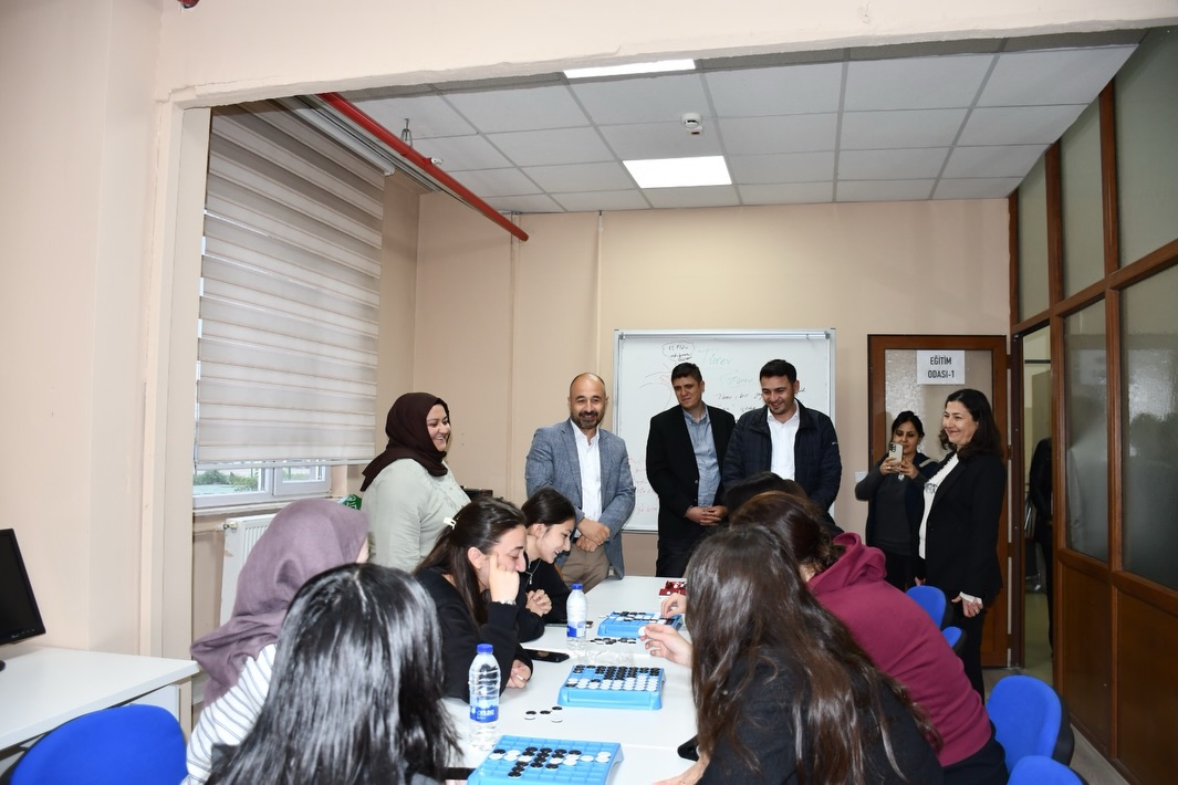 Gençlik ve Spor Bakanlığı Heyeti Afyonkarahisar Gençlik ve Spor İl Müdürlüğü'nü Ziyaret Etti
