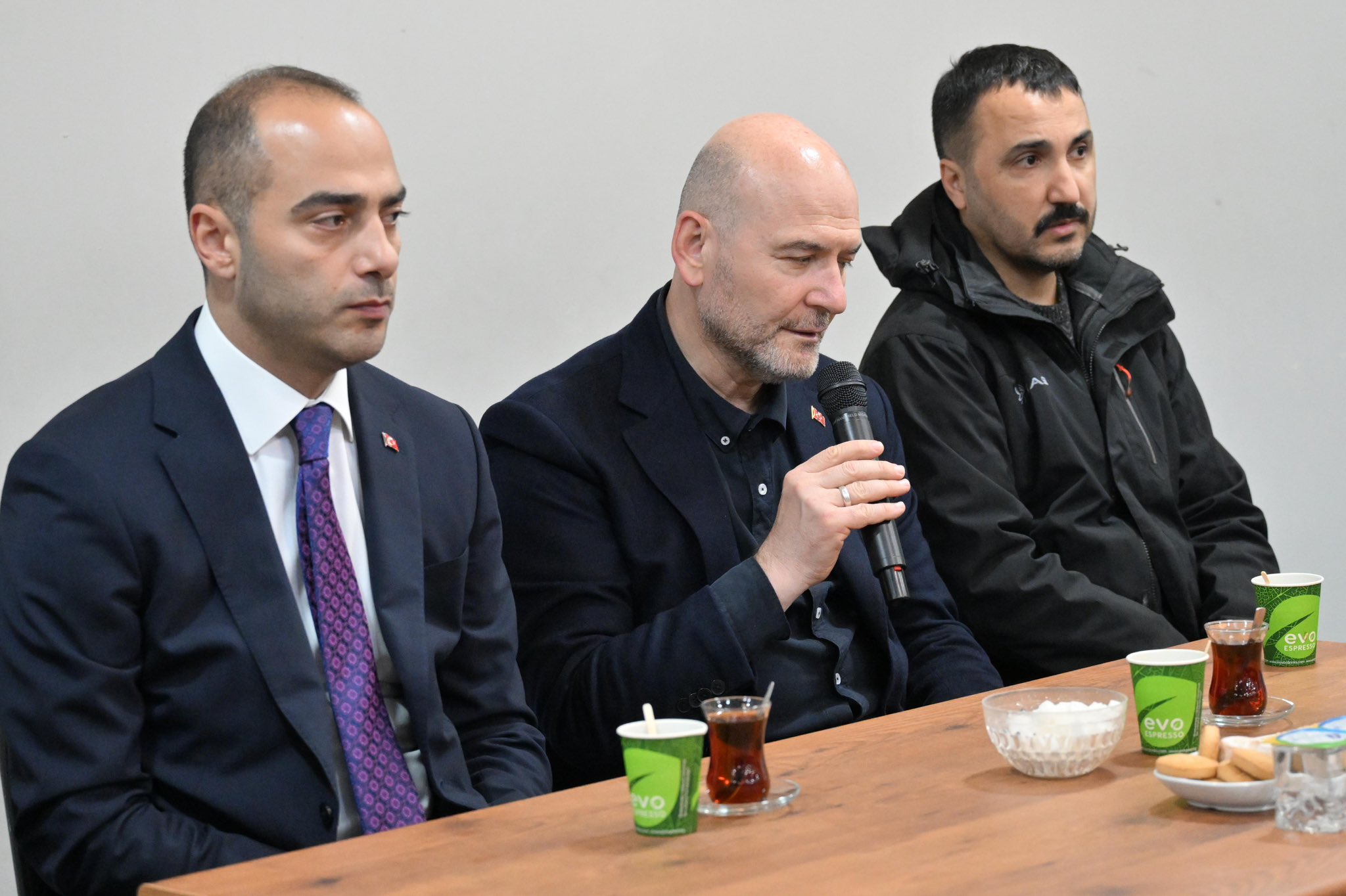 İbrahim Alveroğlu'nun halasının vefatı nedeniyle taziye ziyareti