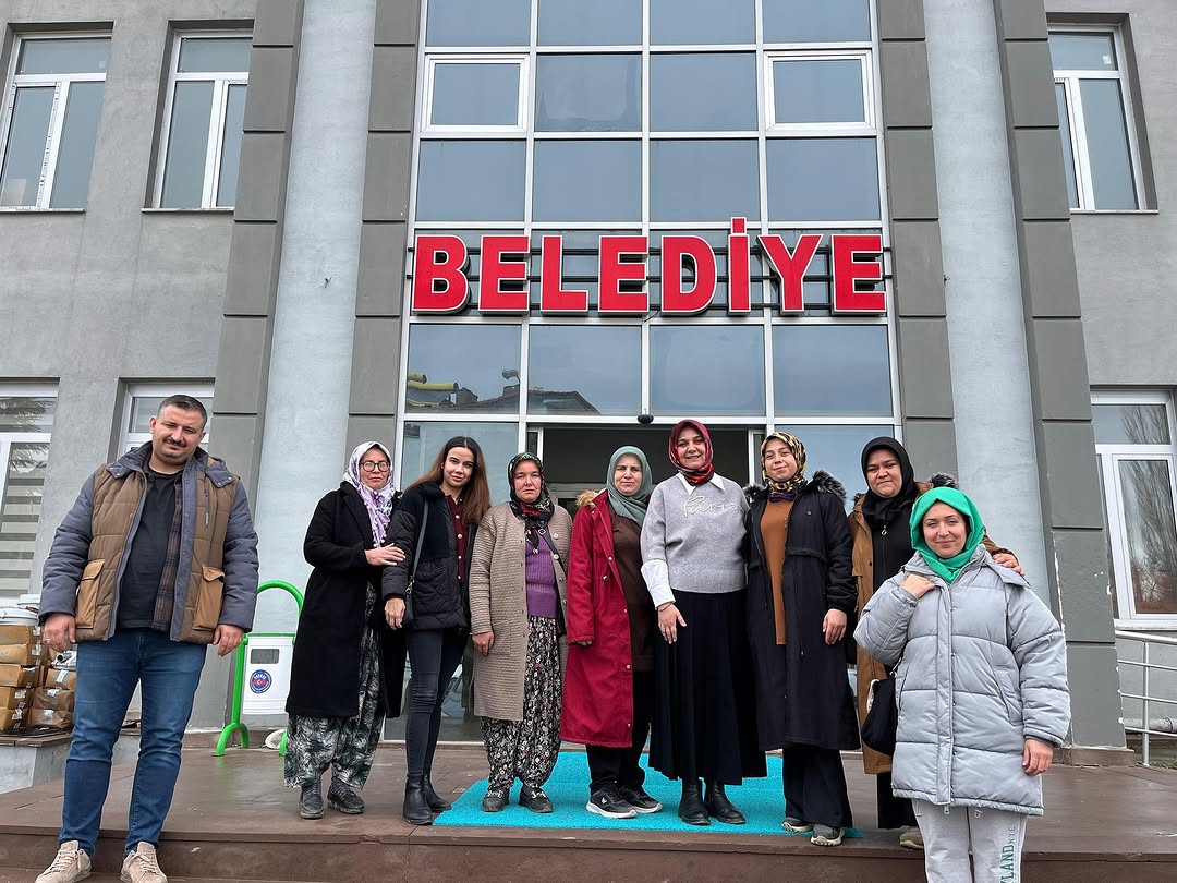 İhsaniye Belediye Başkanı Emine Gökçe, Beyköy'den Misafirlerini Ağırladı
