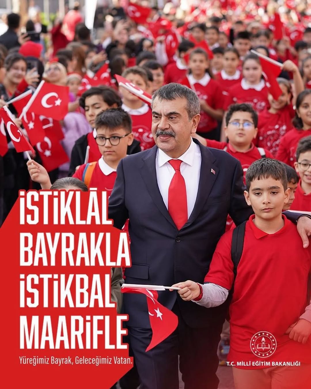 İhsaniye İlçe Milli Eğitim Müdürlüğü'nden Bayrakla Başlayan Okul Projesi