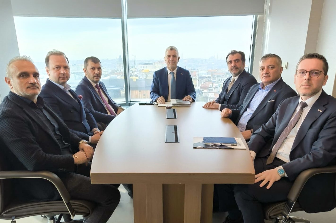 İstanbul'da Dernek Temsilcileri Kabul Edildi