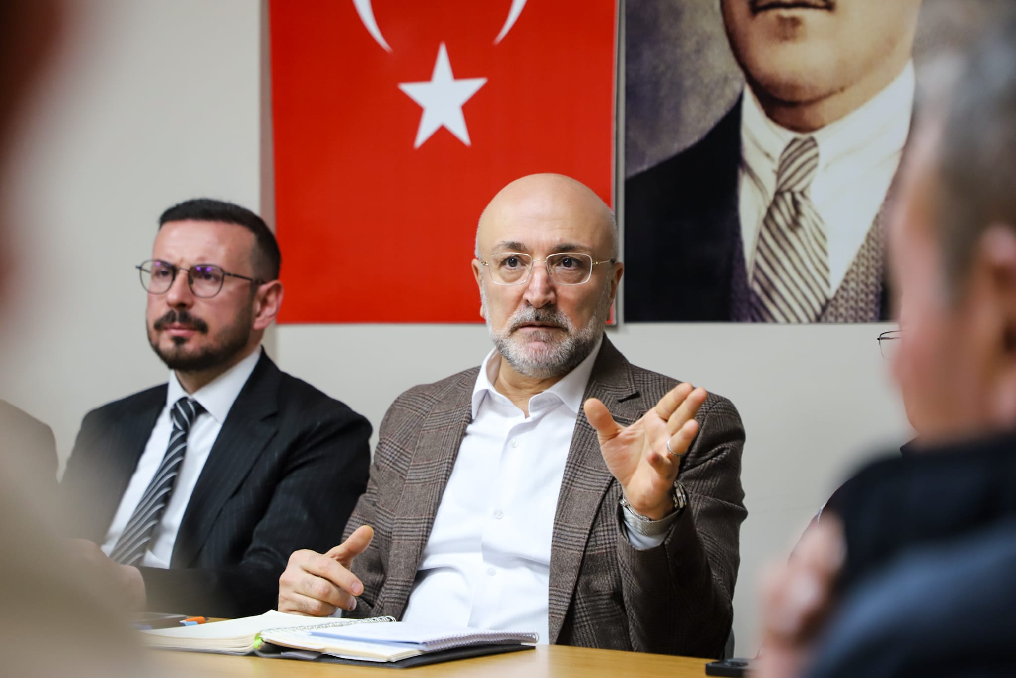 Kapı Kapı Dolaşıp Gönül Kazanmaya Devam Edeceğiz