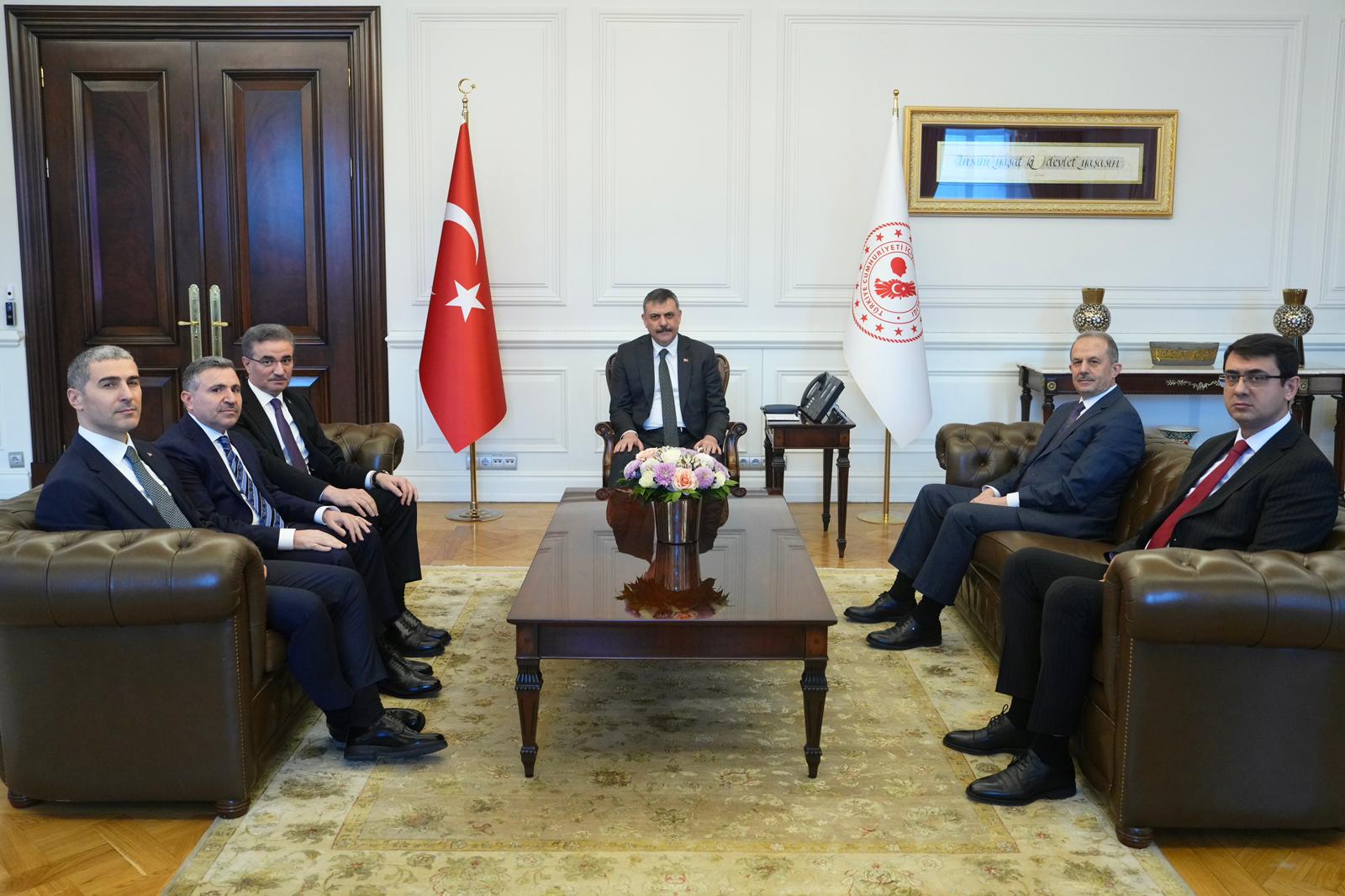 Yeni Valiler İçişleri Bakanı'ndan Kabul Aldı