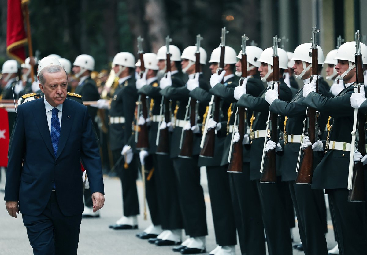 Cumhurbaşkanı Erdoğan, Millî Savunma Üniversitesi Öğrencileriyle İftar Yaptı