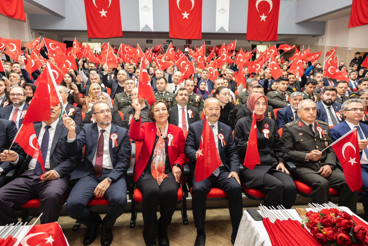 Afyonkarahisar'da 18 Mart Şehitleri Anma Günü Coşkuyla Kutlandı