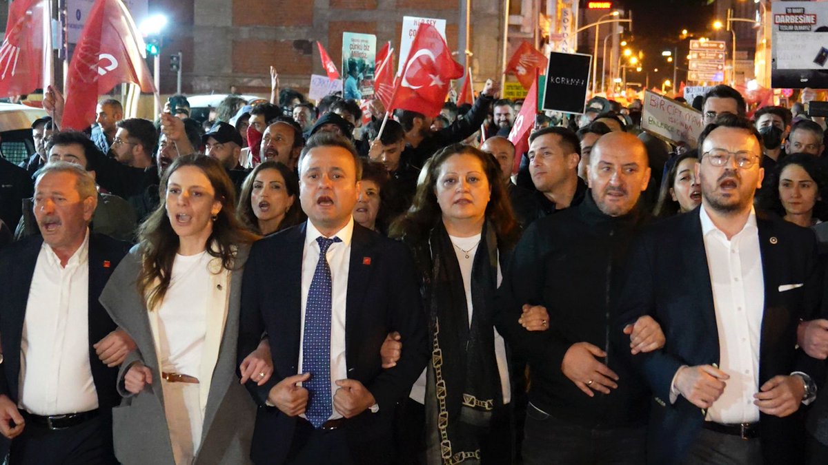 Afyonkarahisar'da Demokrasi Yürüyüşü Düzenlendi