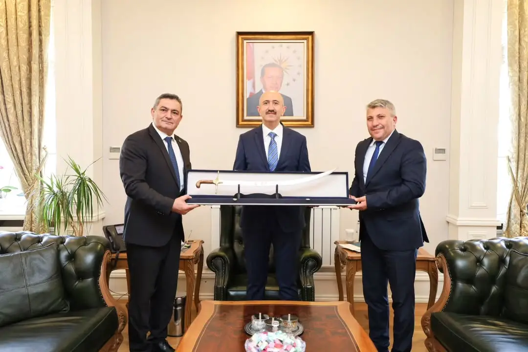 İlçe Başkanı Murat Yeşil ve İçişleri Bakan Yardımcısı Dr. Mehmet Cangir Buluşması