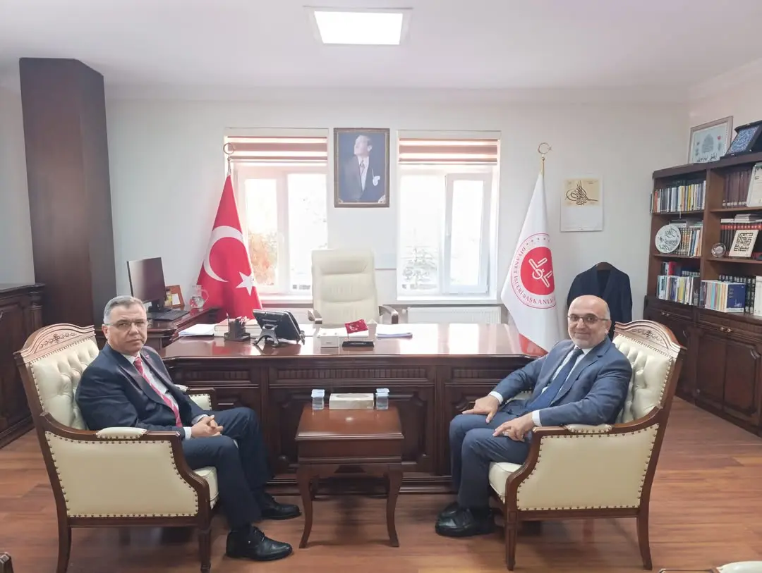 Afyonkarahisar İl Milli Eğitim Müdürü İsmail Altınkaynak, İl Müftüsü Lütfü İmamoğlu’nu Ziyaret Etti