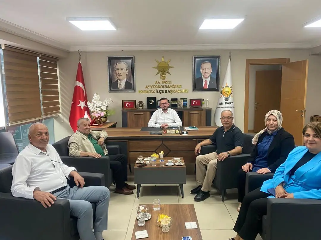 AK Parti Afyonkarahisar İl Kadın Kolları'ndan Önemli Ziyaret
