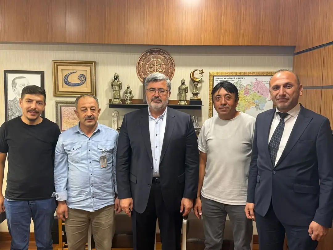 Ak Parti Afyonkarahisar Milletvekili Ali Özkaya'nın Dinar Tatarlı Hemşehrilerini Gazi Meclis'te Ağırladığı Paylaşımı
