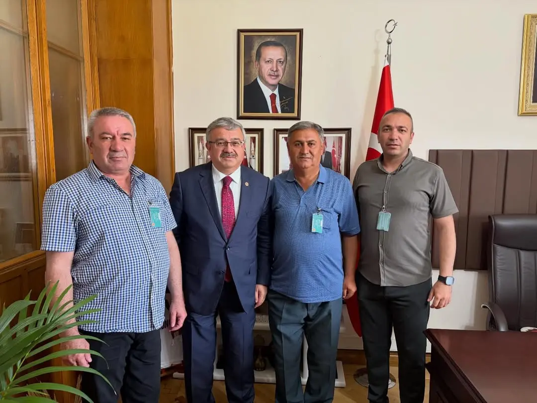 Ak Parti Milletvekili İbrahim Yurdunuseven, Dinarlı Vatandaşları TBMM'de Ağırladı