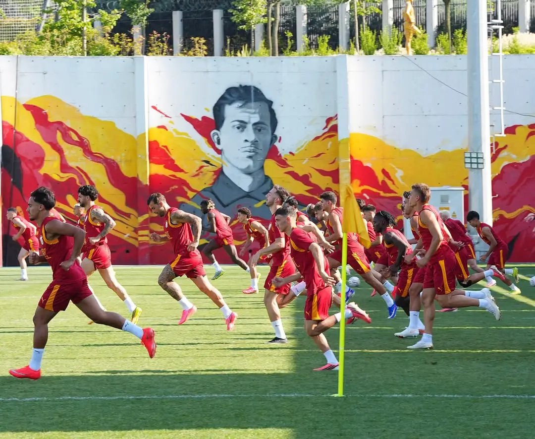 Galatasaray Ailesine Günaydın Mesajı