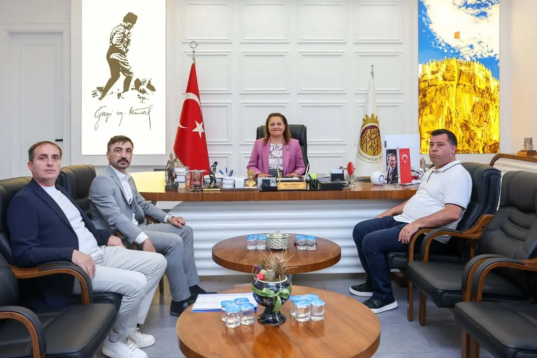 Gazlıgöl ve Yaylabağı Belediye Başkanları Görüş Alışverişinde Bulundu
