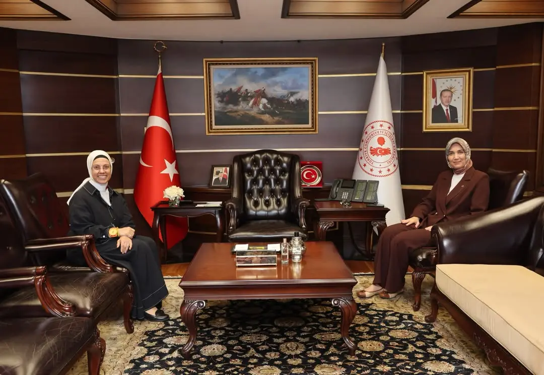 İçişleri Bakan Yardımcısı Doç. Dr. Kübra Güran Yiğitbaşı, Dr. Ravza Kavakcı Kan'ı Bakanlıkta Misafir Etti