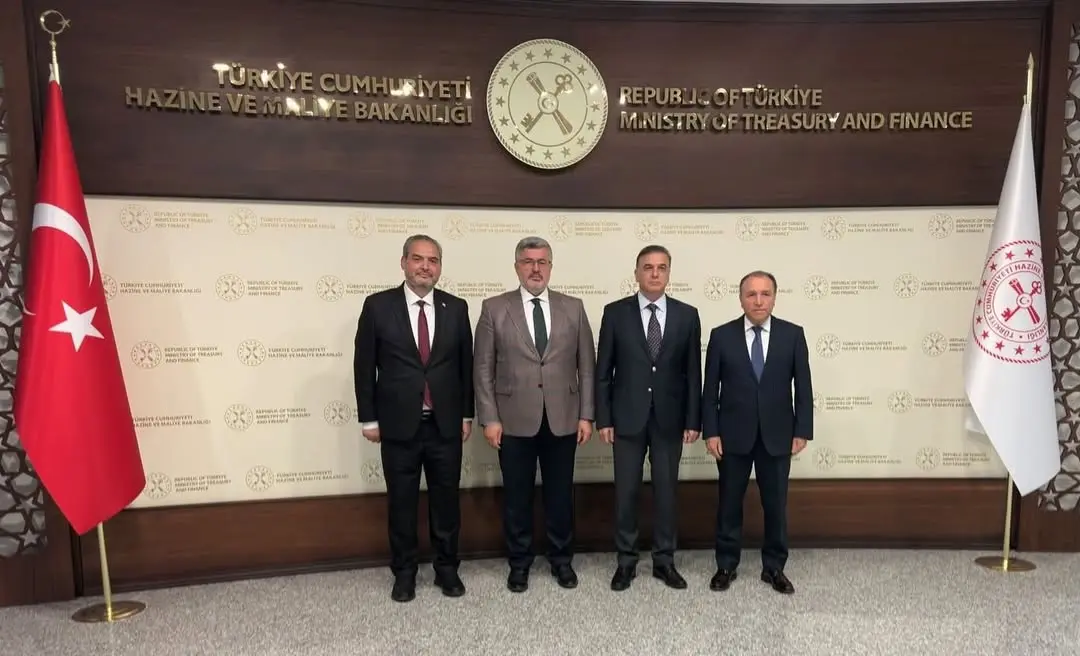 Rektörümüz Prof. Dr. Adem Aslan, Hazine ve Maliye Bakan Yardımcısı Dr. İsmail İlhan Hatipoğlu’nu Ziyaret Etti