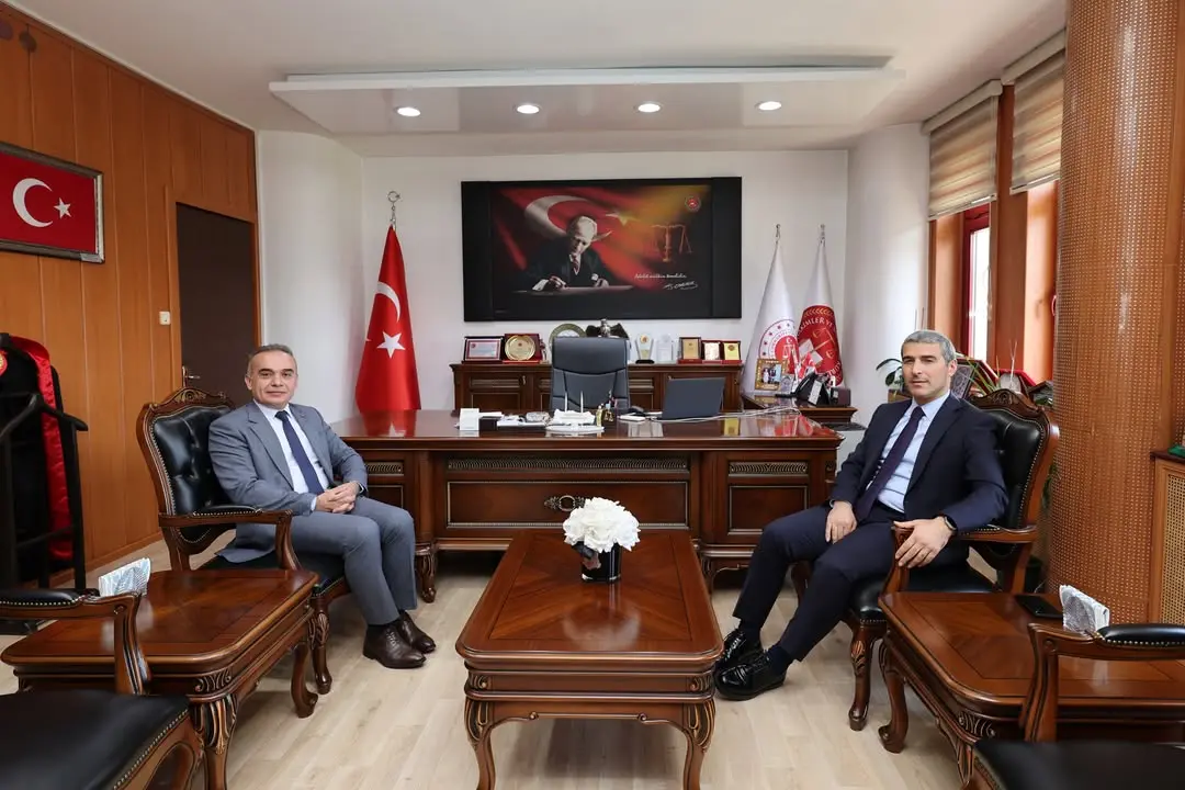 Valimiz Dr. Naci Aktaş, Afyonkarahisar Cumhuriyet Başsavcısı Mehmet Patlak’ı ziyaret etti
