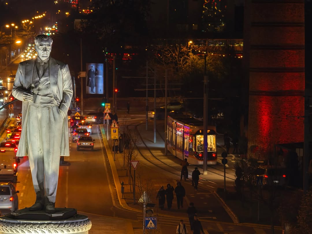 Eskişehir'de Gazi Mustafa Kemal Atatürk'ün İzinde Yürümeye Devam